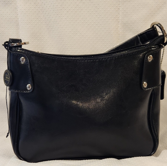 Chenson Handbag. Color Black. - Picture 4 of 13